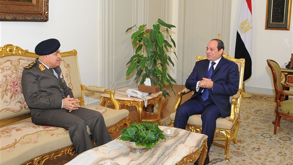«السيسي» يستقبل وزير الدفاع