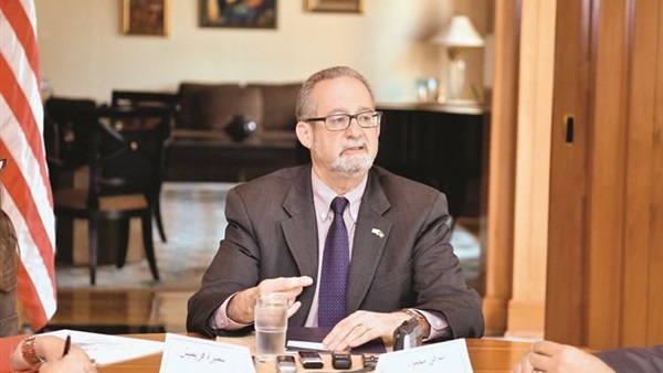 السفير الأمريكي يؤكد أهمية دور الإعلام الكويتي في توطيد العلاقات