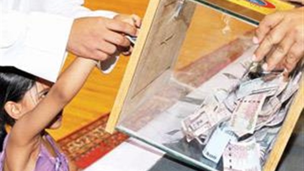 شاهد.. شباب ألمانيا يبتكرون طريقة جديدة لجمع التبرعات