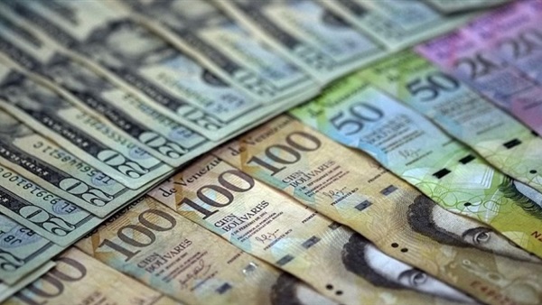 حالة من الفوضى في فنزويلا بعد سحب عملة المائة بوليفار