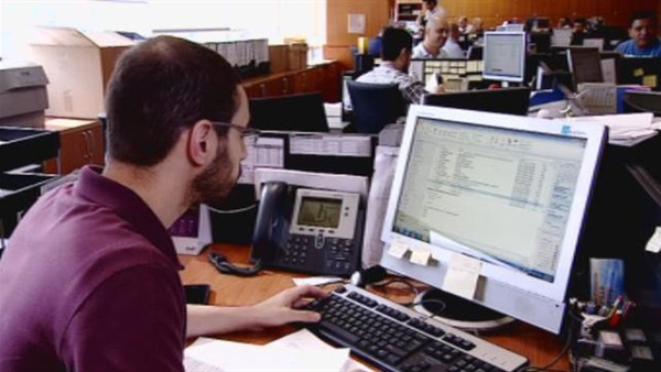تجنب الجلوس أمام الإنترنت لفترات طويلة