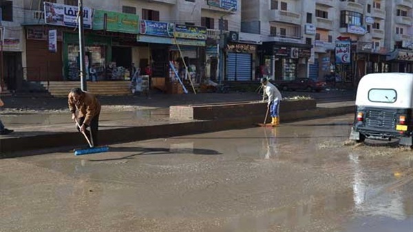 «الحشاش» يقود حملة لشفط مياه الأمطار في بلطيم‎