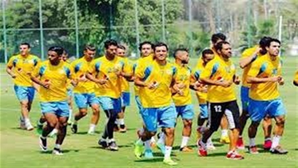 الإسماعيلي يطير إلى السويس اليوم استعدادا للقاء بتروجيت