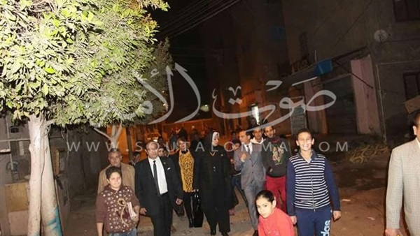 نواب قليوب: إنهاء مشكلة انفجار ماسورة مياه (صور)