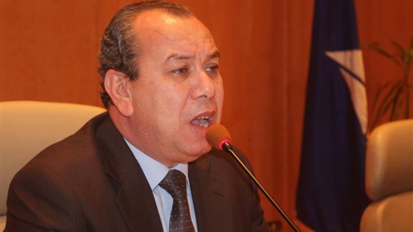 محافظ دمياط يحيل موظف السجلات بالطب البيطرى للتحقيق العاجل‎