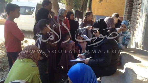 قومي المرأة بالأقصر يدشن حملة بعنوان «ساندي بلدك بقوة.. بكرة الخير جاي»