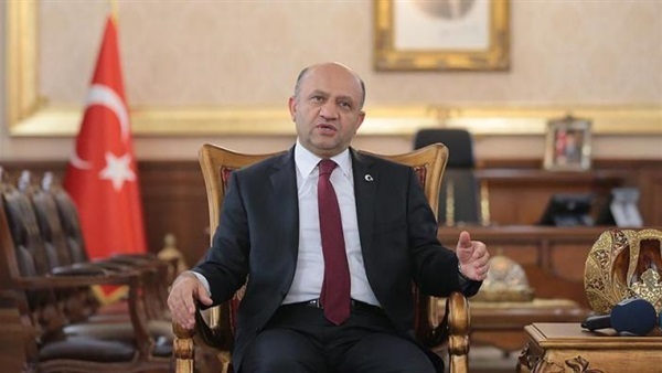وزير الدفاع التركي يؤكد أن بلاده ستكشف الجهة المتورطة باغتيال «كارلوف»