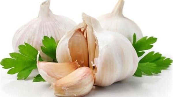3 فوائد للثوم أهمها تهدئة الأعصاب