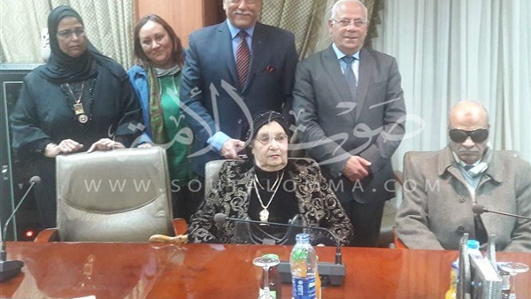محافظ بورسعيد يكرم أبطال 56 ويدعوهم لاحتفالية الأوبرا 