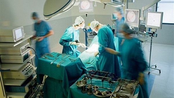 الضوء الأخضر لتجربة زرع رحم لسيدة تعاني من عقم رحمي