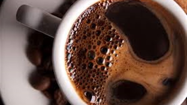 تناول أكثر من 4 أكواب قهوة يسبب الوفاة المبكرة