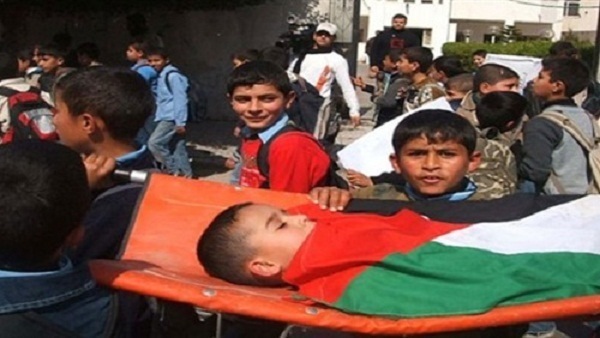 استشهاد طفل فلسطيني شمال رام الله.. والاحتلال يقمع مسيرة 