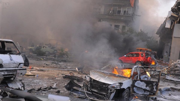 إصابة 4 عراقيين في انفجار سيارة مفخخة وسط الرمادي