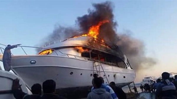 مقتل 6 وإصابة 4 أشخاص في حريق يخت جنوب الكويت