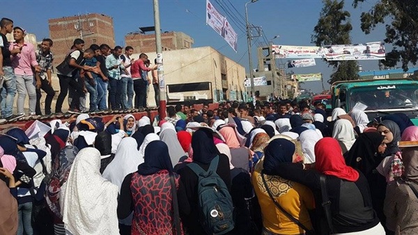 "طلاب الثانوية" يتظاهرون ضد الهلالي تحت شعار «إحنا نقدر».. غدا