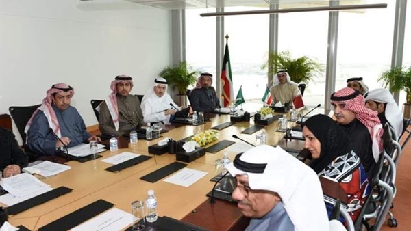 الكويت تبحث مع السعودية وقطر تعزيز الاستقرار النفطي العالمي