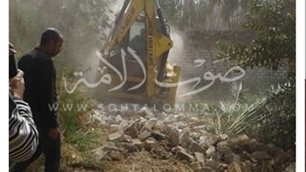 تأمين تنفيذ 21 قرار إزالة في سوهاج ‎