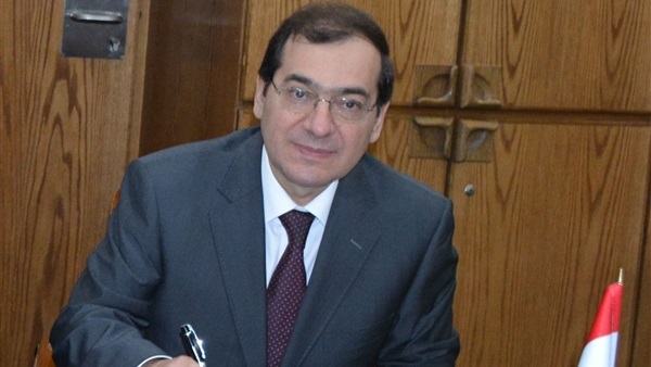 الملا: الكويت والعراق مصادر تأمين مصر من الزيت والغاز