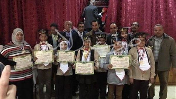 نائب المرج يشارك في تكريم أوائل الطلبة