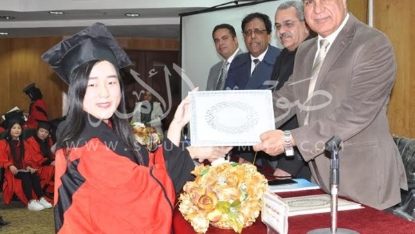 جامعة كفر الشيخ تحتفل بتخريج دفعة جديدة من طلاب مركز اللغة العربية