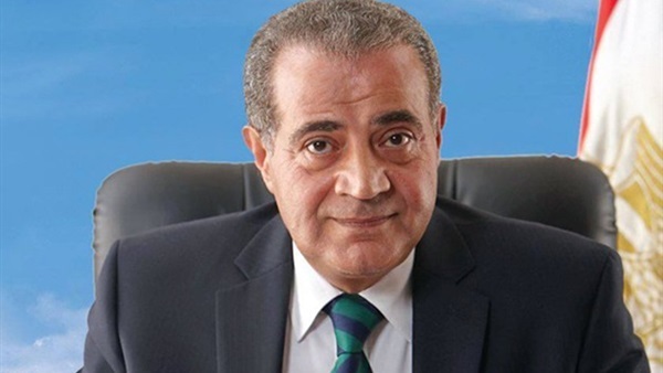 «النواب» يطالب الحكومة ببيان بشأن القروض المستحقة على مصر