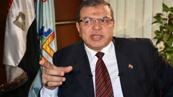 «سعفان» يجري اتصالا هاتفيا بالمصري المعتدى عليه بالكويت