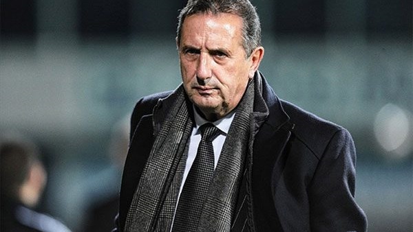 مدرب الجزائر يدرس الاعتماد على خطة «3-5-2» فى أمم أفريقيا