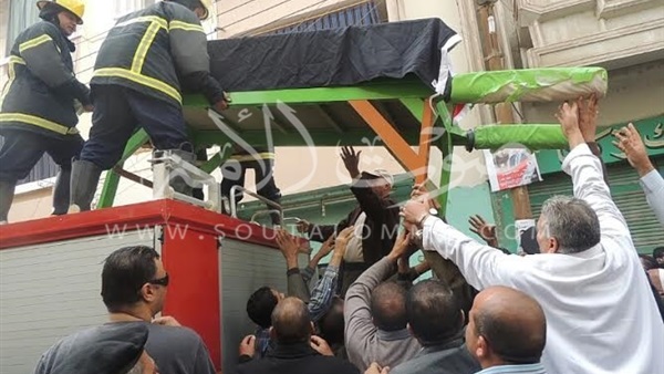  بالصور.. تشييع جثمان ضحية «هجمات فرنسا» بالغربية