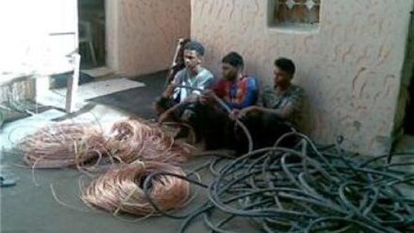 ضبط تشكيل عصابي تخصص سرقة الأسلاك الكهربائية من شقق شبرا الخيمة‎