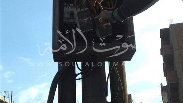 تركيب عدادات «ديجيتال» بأعمدة الإنارة في طوخ‎