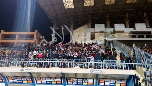 القمة 113: الجماهير البيضاء تؤازر الزمالك أمام الأهلي (صور)