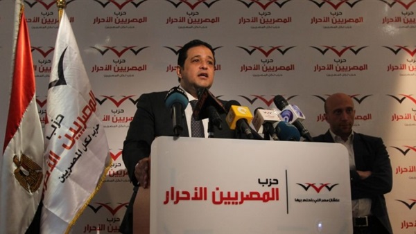 علاء عابد يعلن دعمه لرئيس «المصريين الأحرار»
