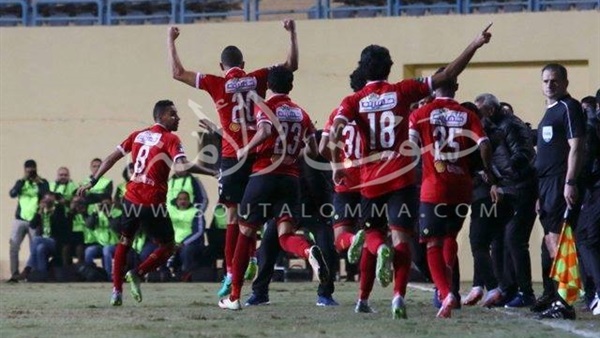 القمة 113: أعضاء الأهلي في «الجزيرة» يحتفلون بالفوز على الزمالك