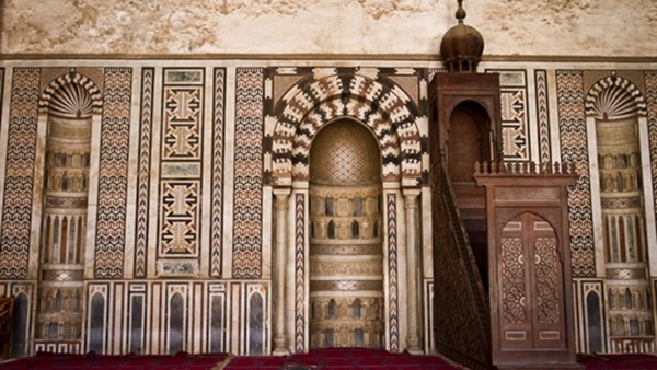 خصم بدل صعود المنبر لإمام بطوخ لعدم التزامه بالخطبة