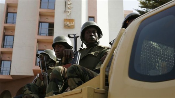 الأمن يتعقب 3 أشخاص يشتبه تورطهم فى هجوم مالى