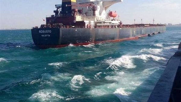 استمرار حركة الملاحة ببوغازي الإسكندرية والدخيلة