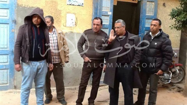 «رئيس فارسكور» يتفقد مشروعات الصرف الصحي بقرى دمياط‎