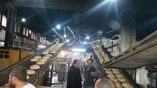 «رئيس عزبة البرج» يتفقد مخابز دمياط‎