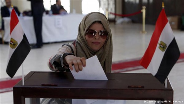 «الخارجية»: عدد المصوتين بالخارج تخطي الـ 20 ألفًا في اليوم الأول