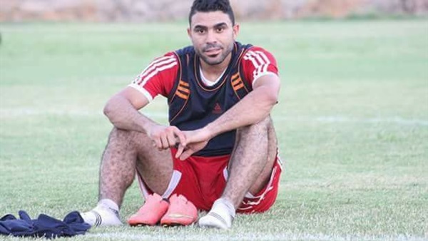 لاعب السويس ينقل للمستشفى بعد كسر ذراعه
