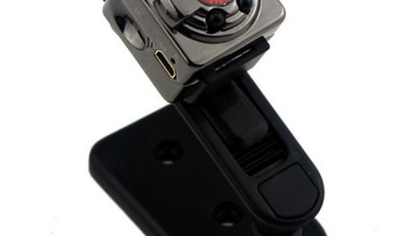 كاميرا رقمية مصغرة تصلح الأسنان التالفة 