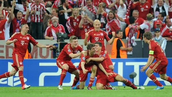 ميونخ يضرب شالكة بـ"ثلاثية" وينفرد بـ"الصدارة"