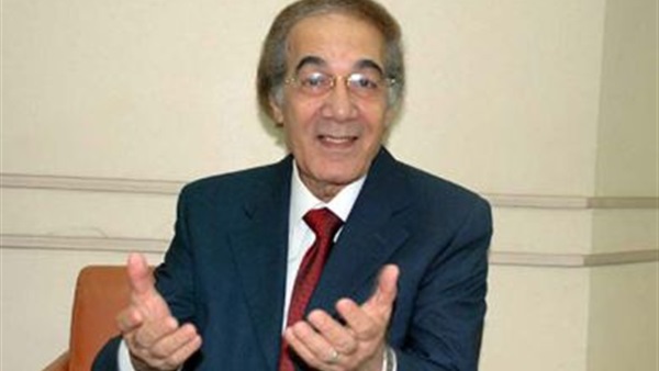 ننشر حقيقة وفاة محمود ياسين