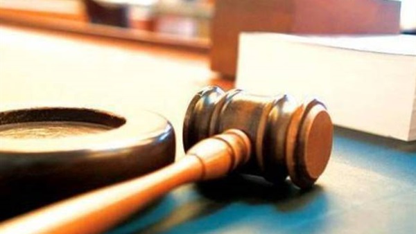 السجن المشدد لسيدة و15 سنة لنجلها في اختطاف طفلين بالغردقة