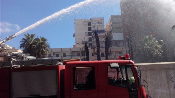 الحماية المدنية تسيطر علي حريق داخل شقة سكنية بالجيزة 