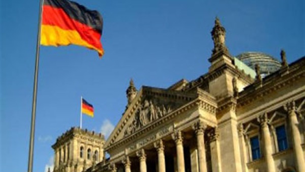 ألمانيا تحاكم شابًا سوريًا بتهمة استطلاع أهداف لـ«داعش»