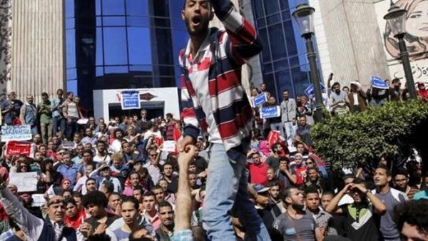 حبس 12 من «متظاهري تيران وصنافير» 4 أيام‎