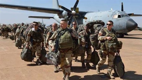 «التحالف الدولي» يرفع عدد مستشاريه العسكريين في الموصل إلى 450