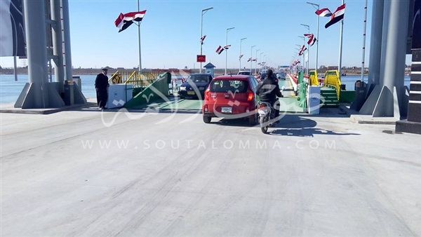 «الشربيني» تتفقد كوبري بورسعيد العائم