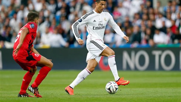 بعد الهزيمة أمام ريال مدريد.. «إشبيلية» يهاجم حكم المباراة